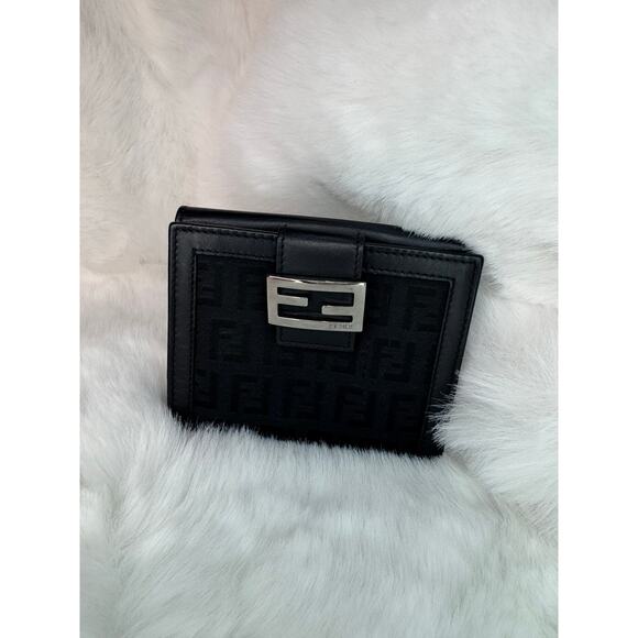 Fendi FF Monogram Bi-Fold Wallet with Buckle Closure (Black) - Picture 1 of 10